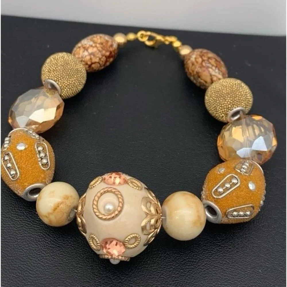Gold Tone Chunky Beautifully Elegant Mixed Media Bracelet Faceted Glass Crystals